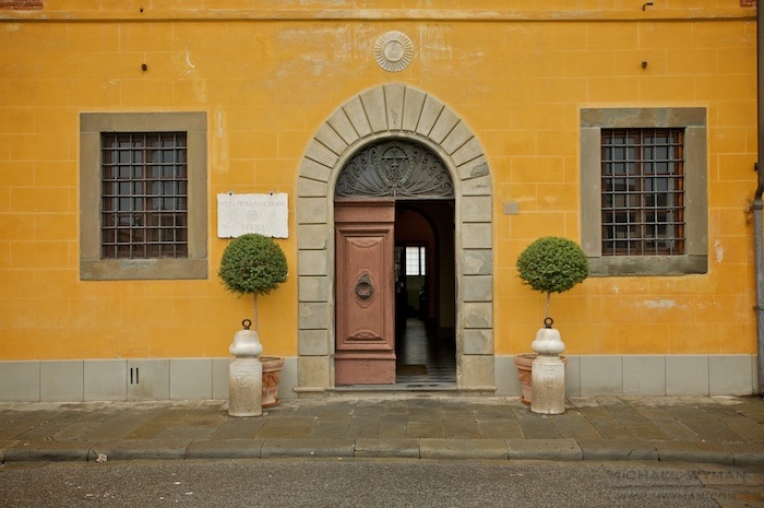 Doorway - Pisa